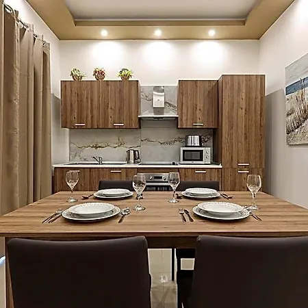 Luxurious Duplex Seafront W/ Amazing Sea Views