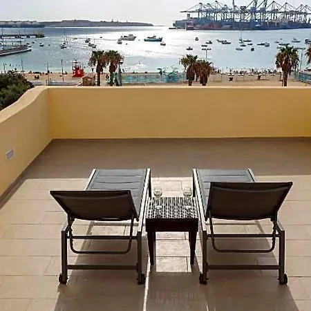 Luxurious Duplex Seafront W/ Amazing Sea Views 4* Birżebbuġa